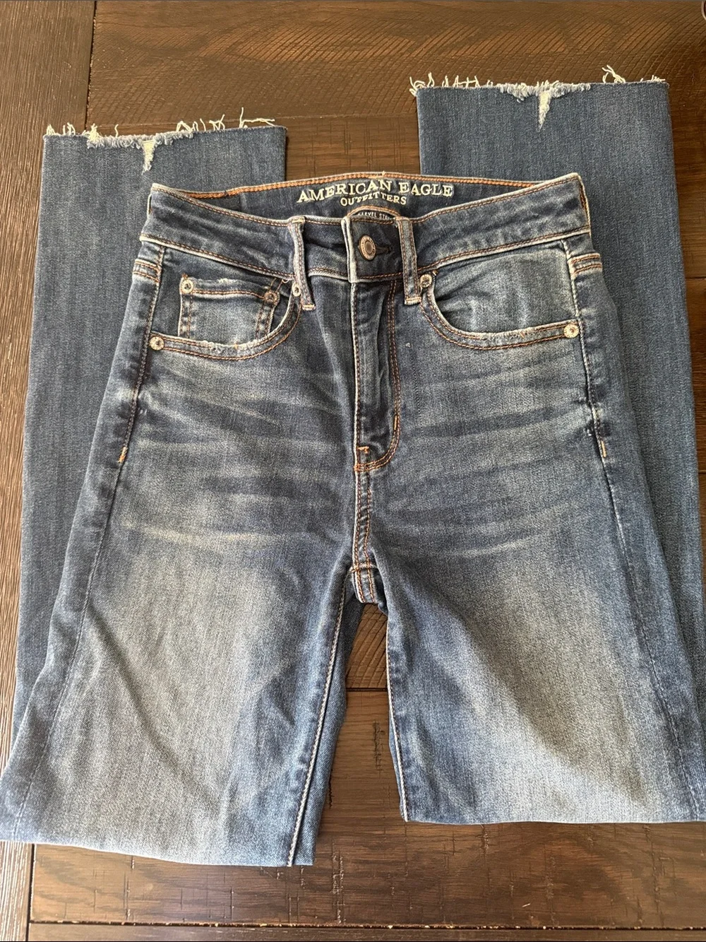 American Eagle Outfitters Blue Frayed Hem Cropped Jeans